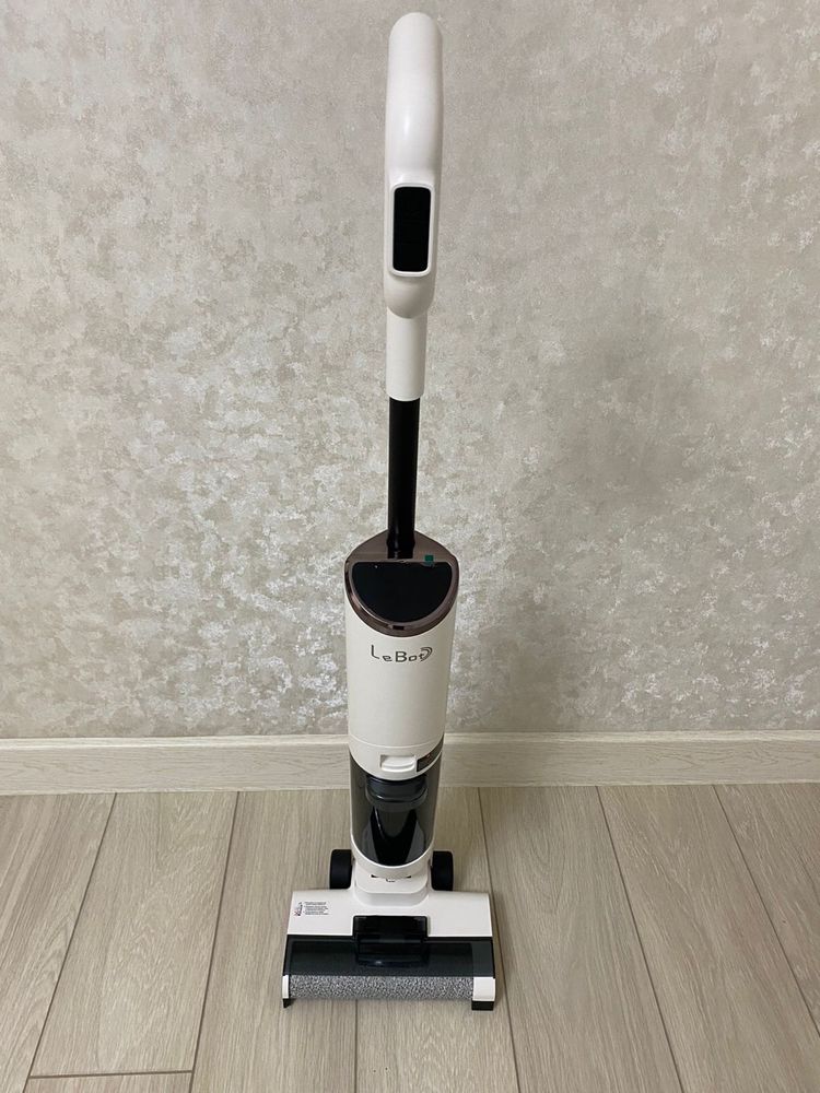 Вертикальный пылесос LeBot — Уборка без усилий и времени