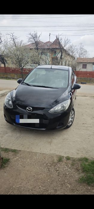 Mazda 2  benzină