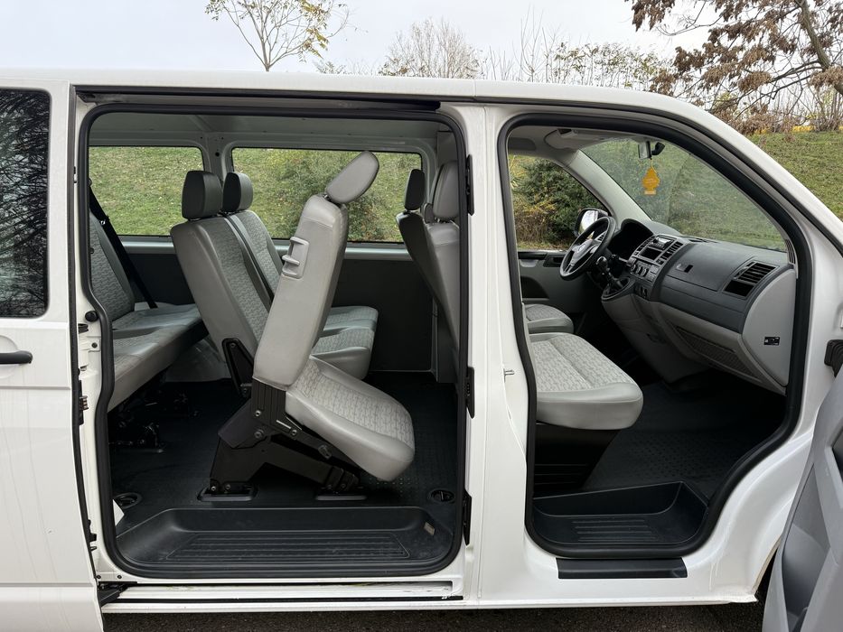 VW Transporter T5 2.0 Tdi 2014 Euro 5 cu 8+1 Locuri