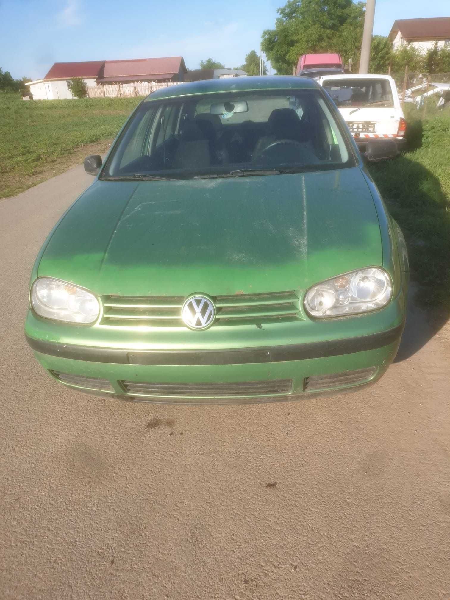 Dezmembrez ,piese dezmembrări VW Golf 4 1.4 16 valve,1.6 FSI