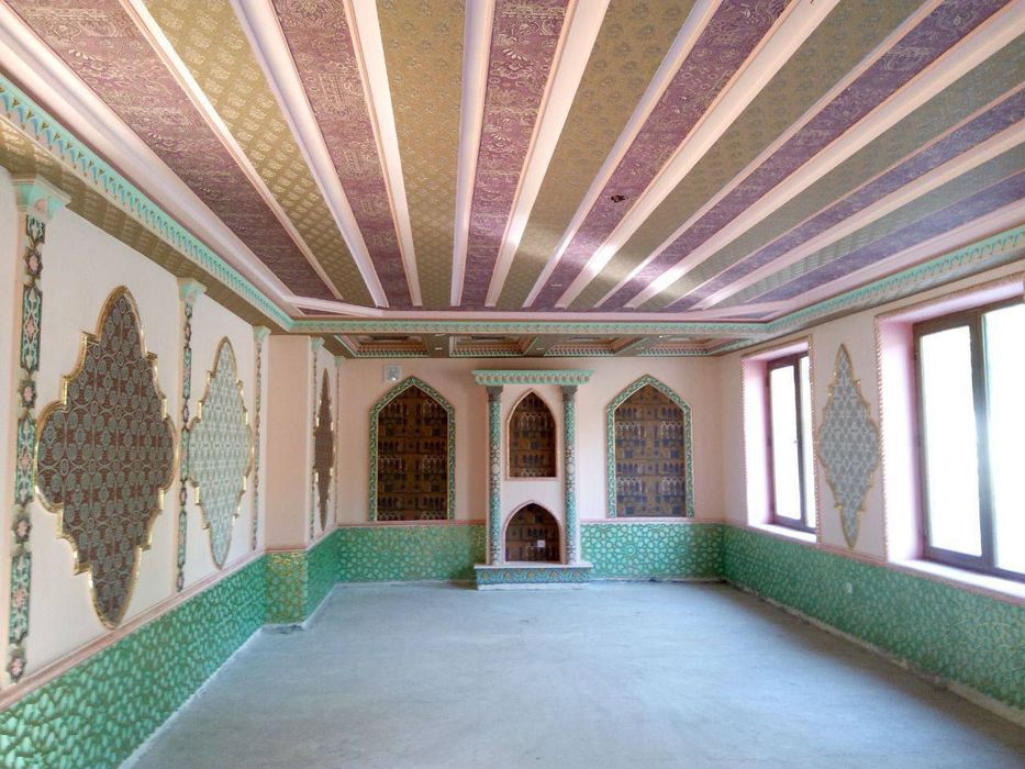 Продается отдельно стоящее здание Шайхантахурский район 900м2