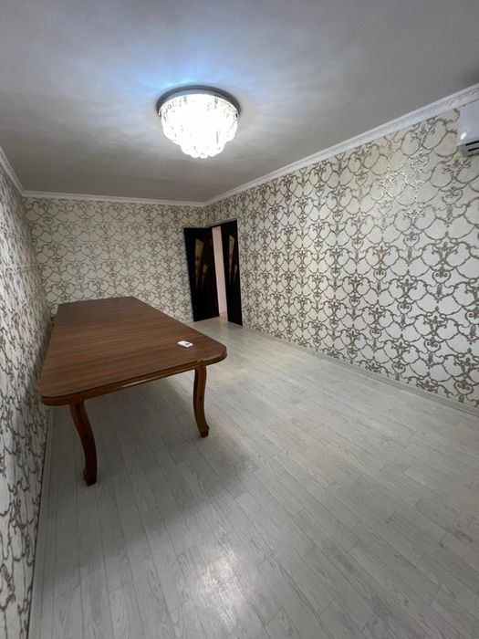 Сдам 4-х комн.квартиру на долгий срок 170000 тыс.ком.услуги отдельно