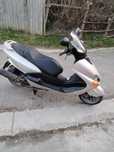 Scuter Yamaha sau schimb cu un ateveu 125cc pret negociabil bun