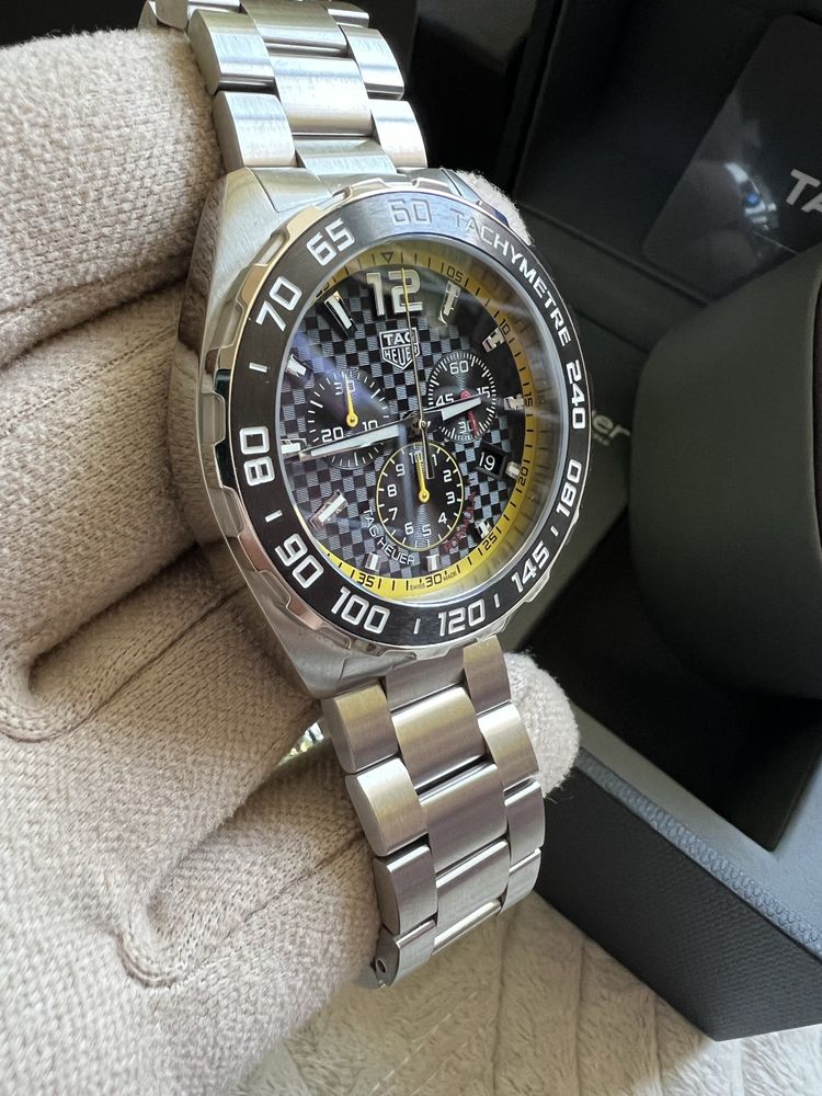 Tag Hauer Chronograph Formula 1 CAZ101AC.BA0842