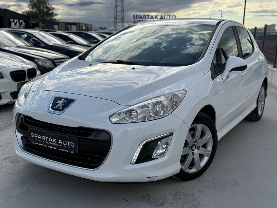 Peugeot 308 1.6e-HDI* 2013г* Автоматик* ТОП СЪСТОЯНИЕ*