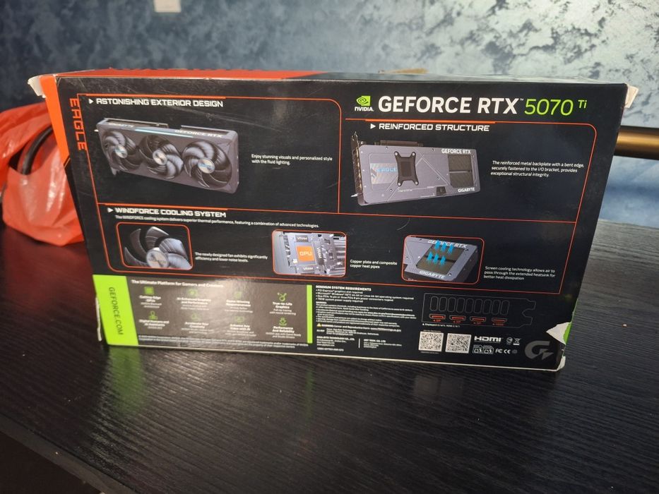 Placa video GIGABYTE RTX 5070 Ti WINDFORCE OC SFF 16GB GDDR7, 256-bit