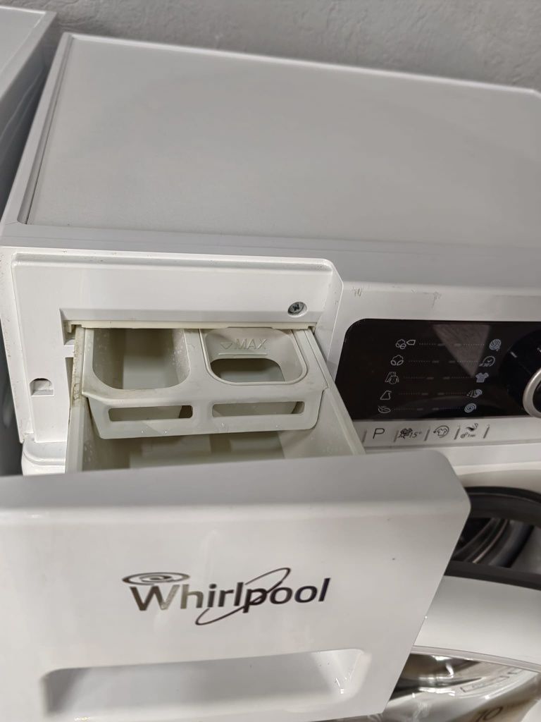 Masina de spalat whirlpool 7kg1400 turații