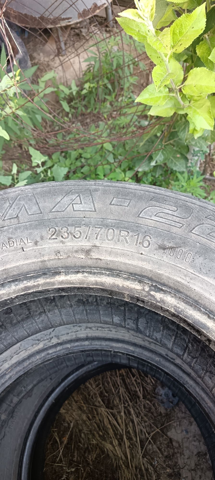 Шины от УАЗа б/у