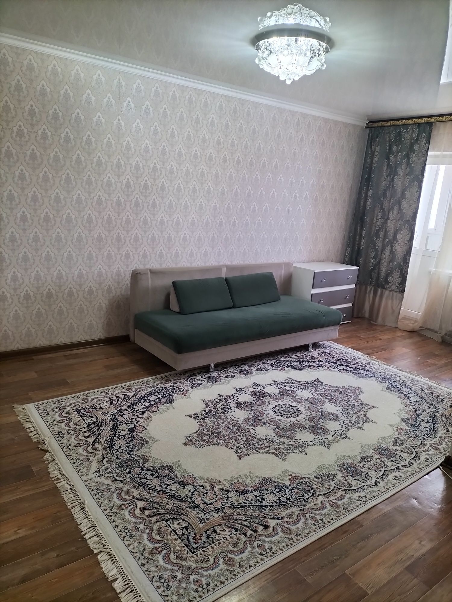 Продам диван тахту