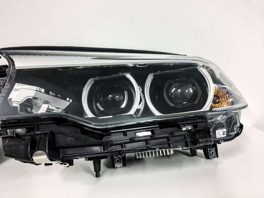 Set faruri originale BMW G30/G31 full LED complete