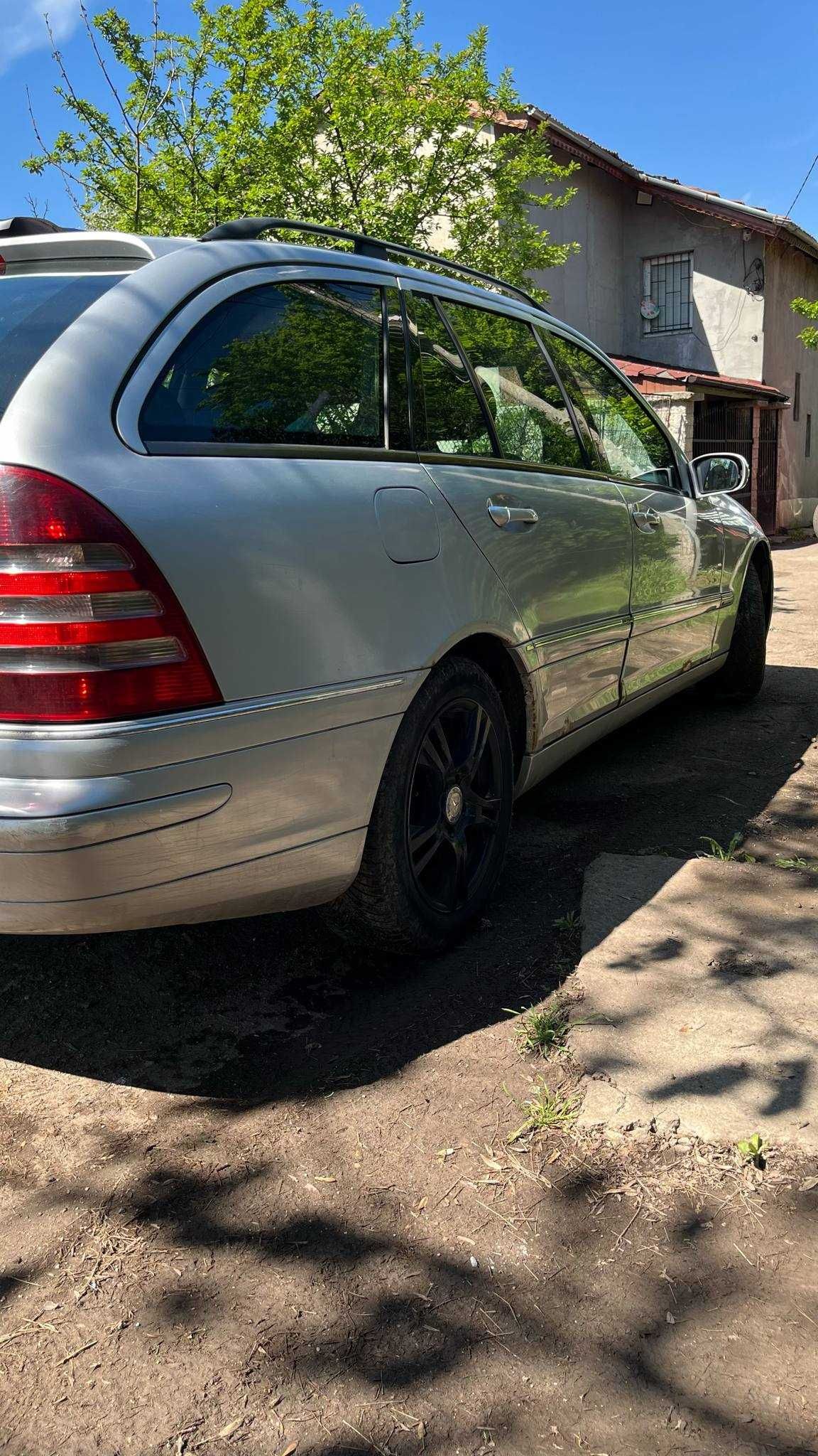 Mercedes C220 2002g