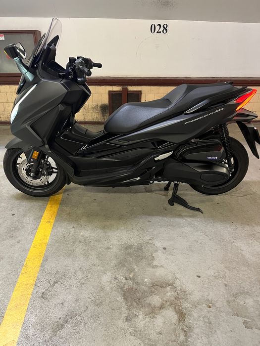 Maxi-scuter Honda Forza 350