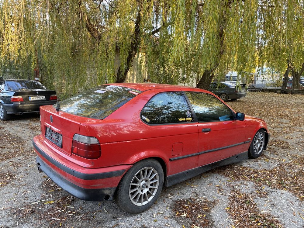 BMW E36 компакт 318ti m44b19 НА ЧАСТИ