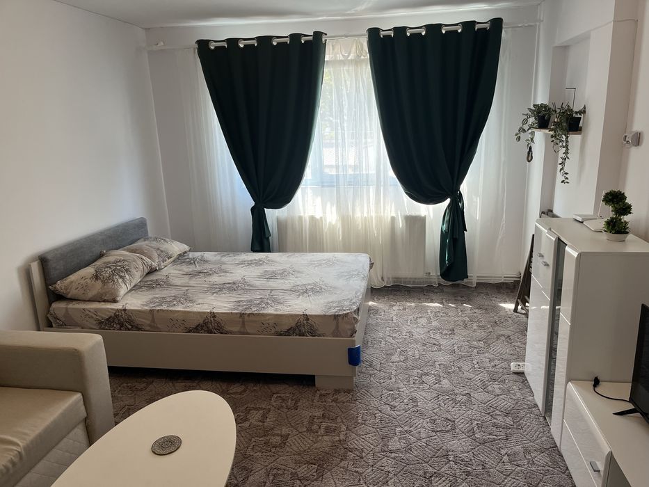 Garsoniera de inchiriat Pitesti