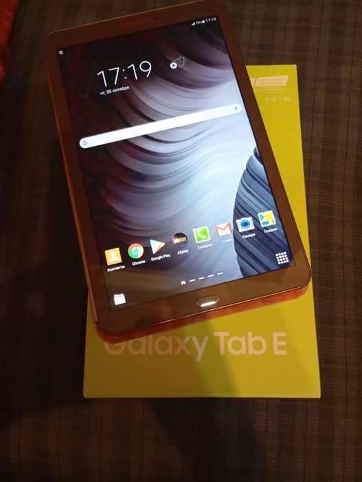 Продам планшет  Samsung Tab E
