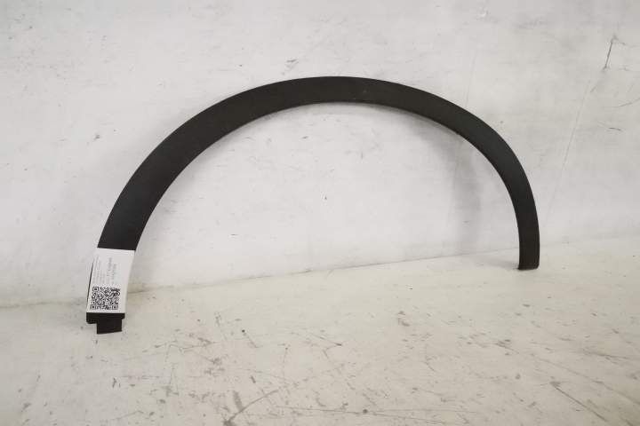 Хюндай и20 / Hyundai i20 Оригинален десен преден крилен разширител в д