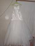 Rochie de mireasa culoare ivory , cu voal si corset reglabil+ jupa
