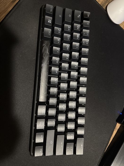 2 Клавиатуры - HyperX Alloy Origins HX RED, ajazz ak680 white switch