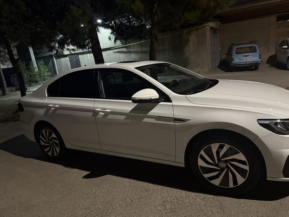 VolksWagen E-Bora Full Pro Arendaga elektromobil