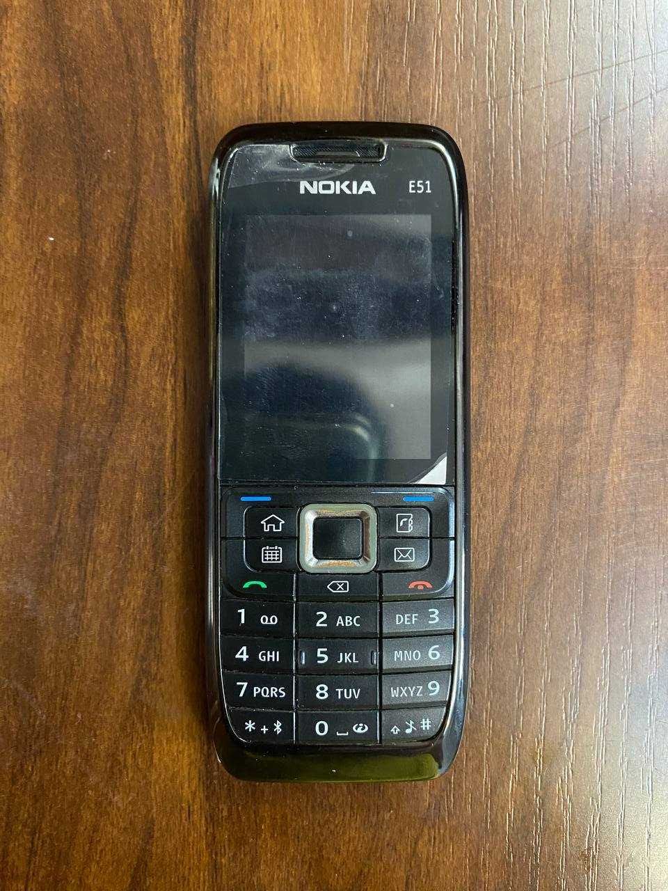 Продается Nokia Е51 (Silver/Black)