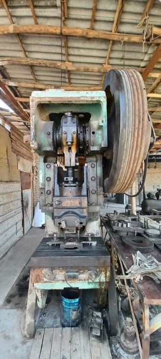 Vazdushni preslar sotiladi