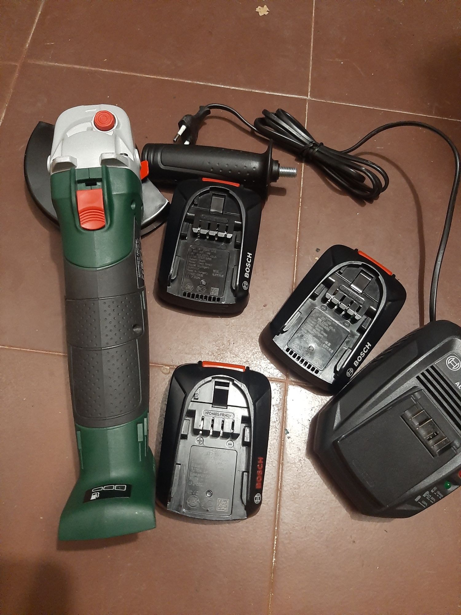 Ъглошлайф Бош 18v