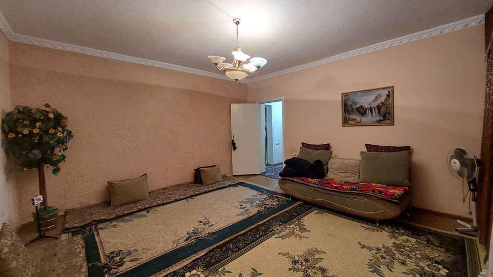 2-комнатная в центре, красивый вид из окна