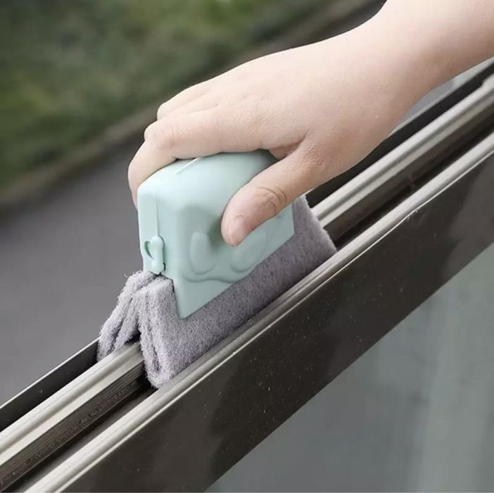 Четка/инструмент за почистване на прозорци и трудно достъпни места
