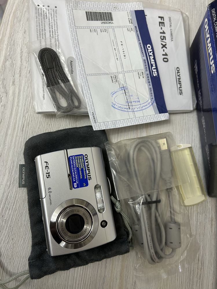 камера Olympus fe-15 в идеальном состоянии