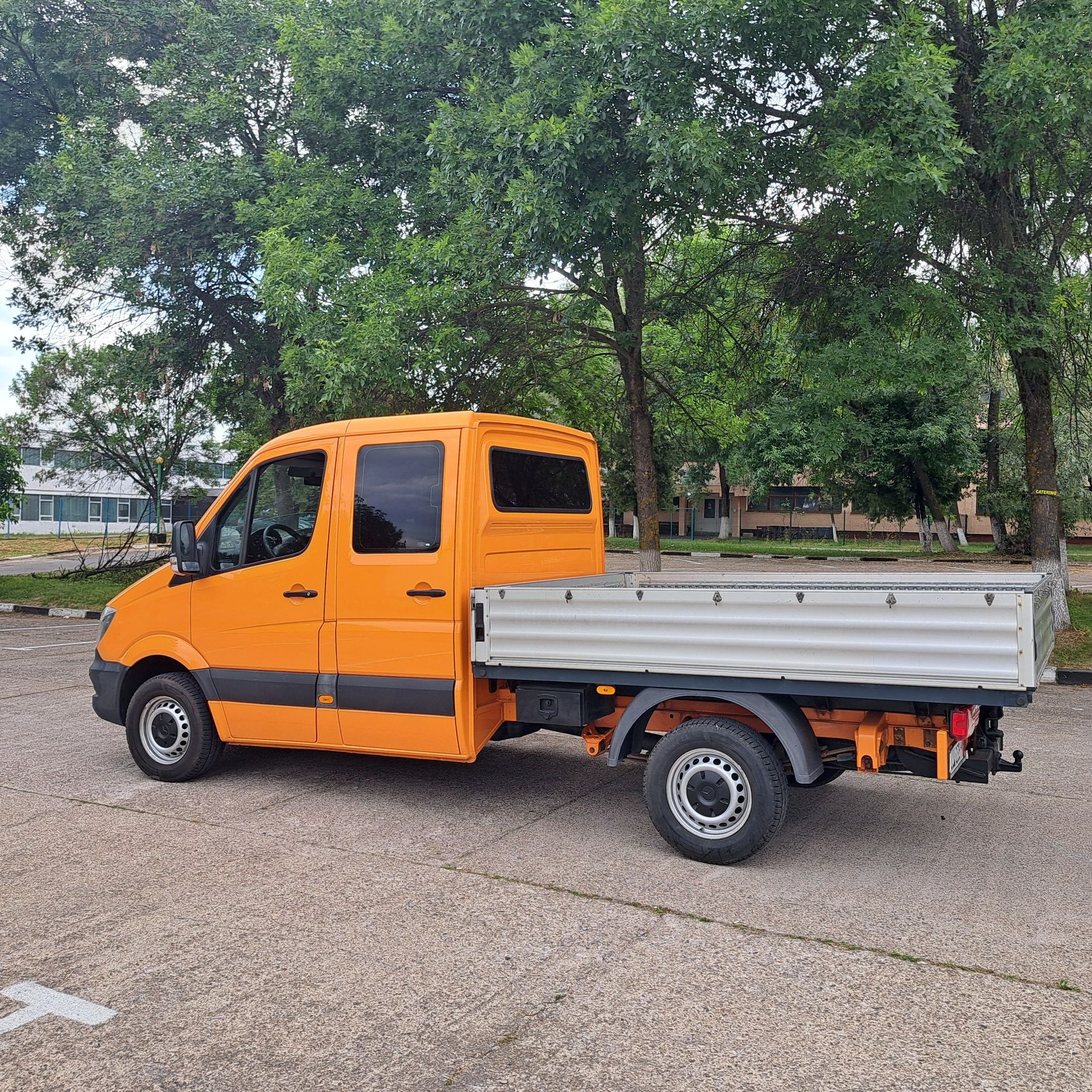 Mercedes Sprinter Doka An 04/2016 euro 5 lada 2,8m. 313/7 locuri