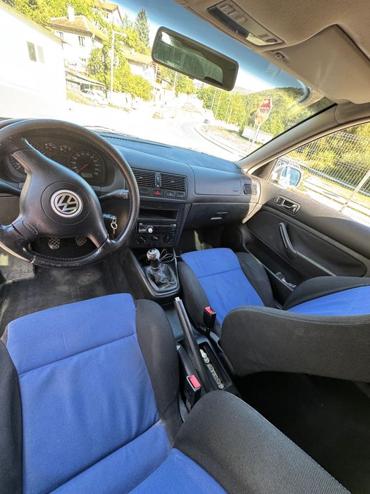 Volkswagen Golf 4