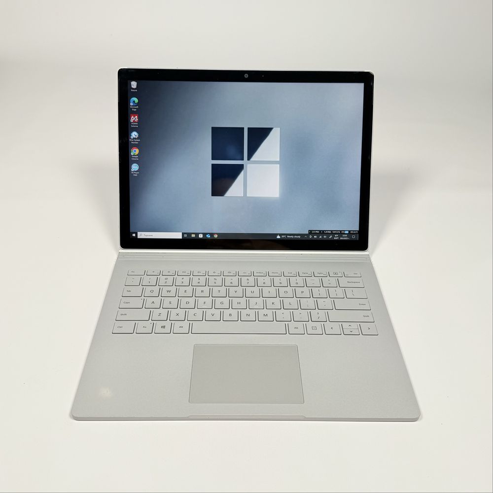 Microsoft Surface 2/13,5” 3K Touch/i5-7300U/8GB RAM/256GB NVMe