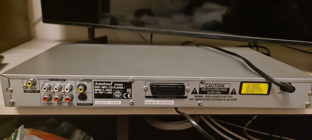 Vând DvD player Amstrad