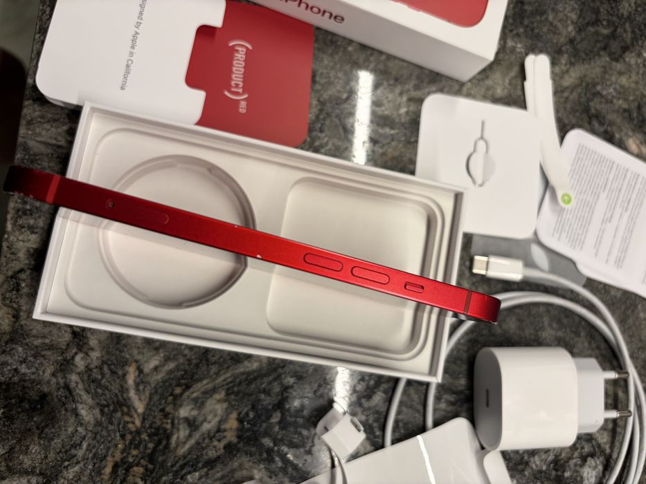 Iphone 13 Red product 128 MB