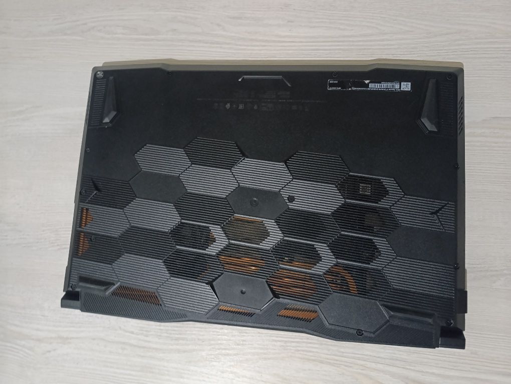 Игровой ноутбук MSI Katana GF76 B13VFK | i7-13620H | RTX 4060 | 17.3"