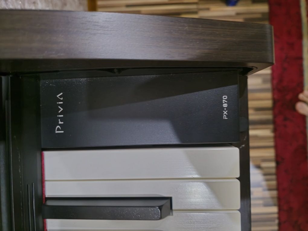 продаю срочно цифровое пианино casio privia px-870