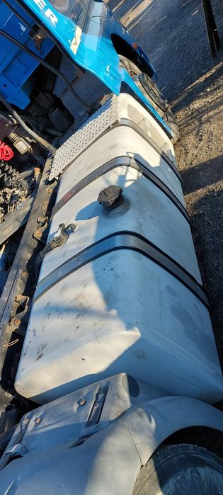 Rezervoare Daf, man tgx euro 6 700 litri