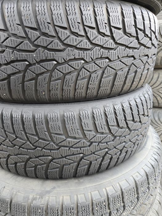 4бр. 185 60 15 Nokian зимни.