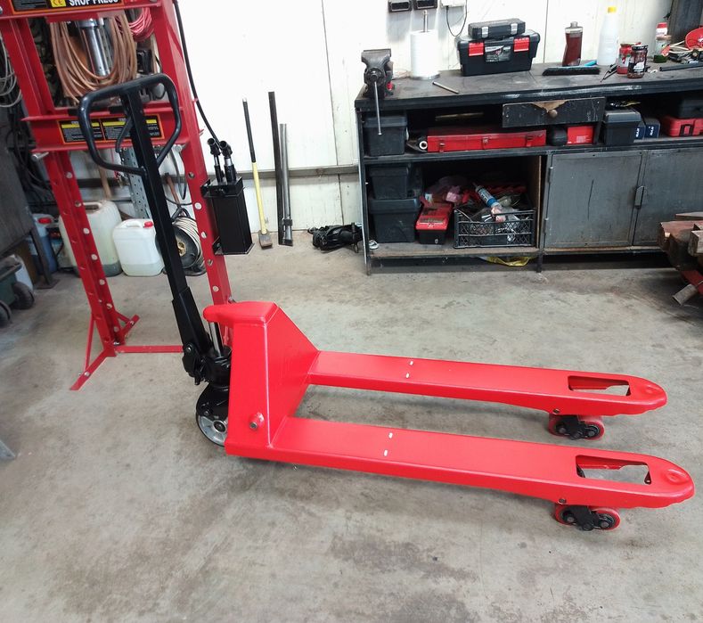 Палетна количка LINDE M25