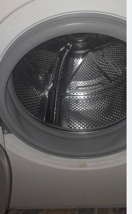 Пералня с горно зареждане и пералня за части