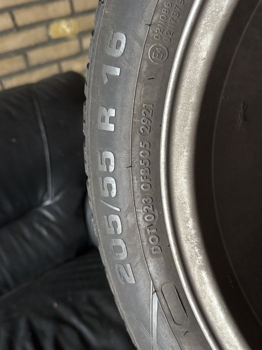 Jante Volvo R-Design 205/55/16 iarna Vredestein dot 2021