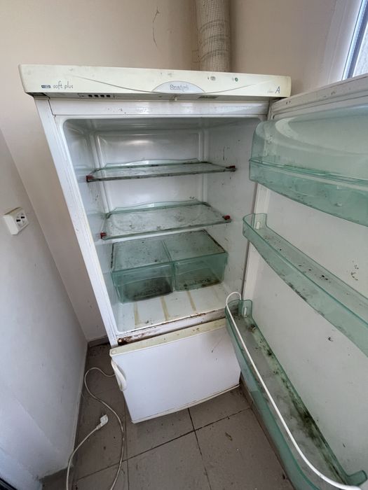 Хладилник с фризер