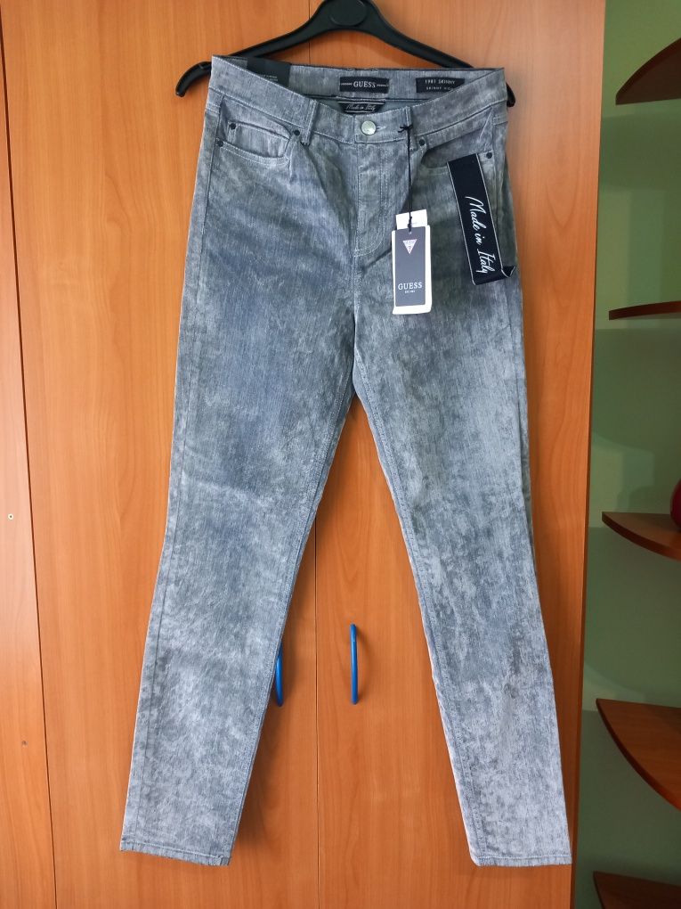 Pantaloni dama Guess