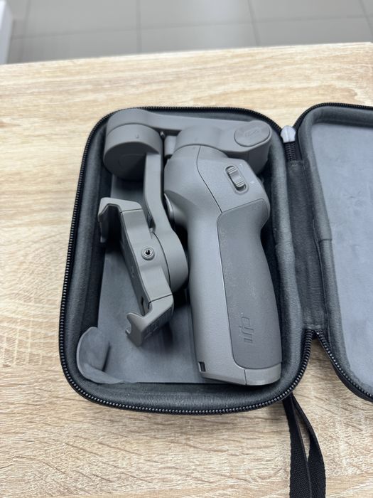 Стабилизатор DJI Osmo Mobile 3 TM79