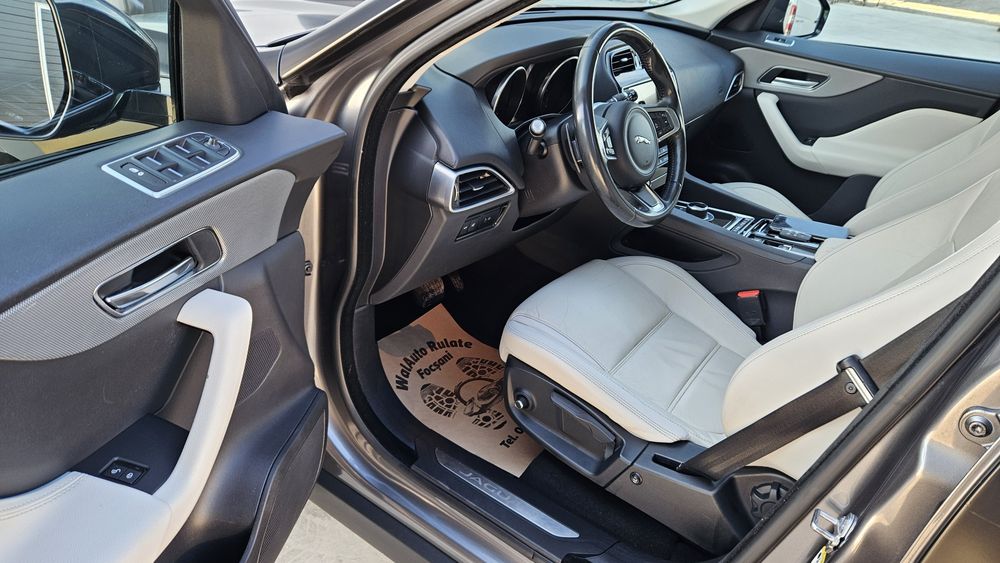 Jaguar F-Pace 2.0D 179 cp 2018 Xenon+Led-Piele-Panoramic-Navi-Clima