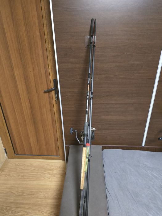 Фидер въдици и  макара