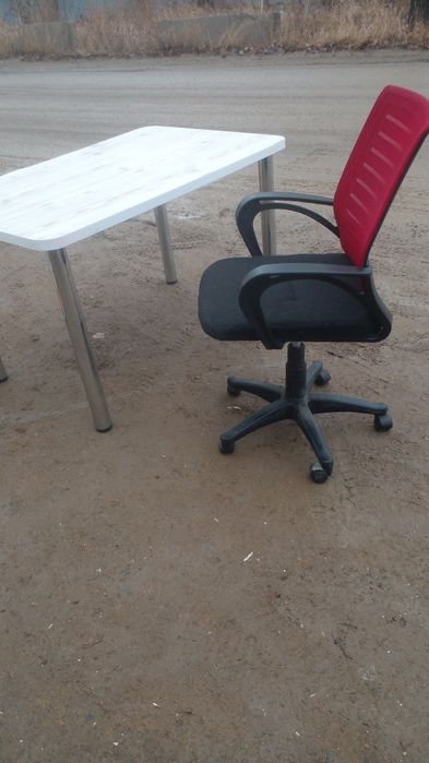 Кресло компьютерное как на фото чистый рабочий  5000тн