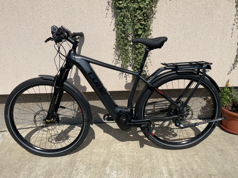 Cube Kathmandu bosch speed 45km/h