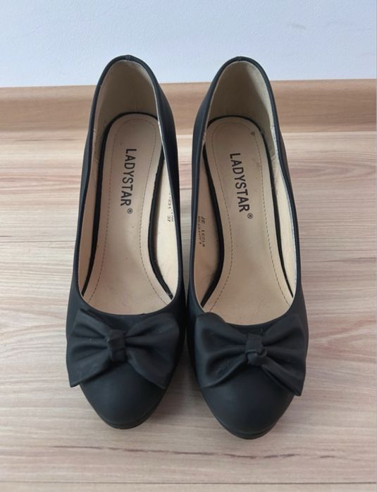 Pantofi damă mărimea 37