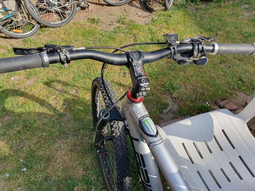 Bicicletă full suspension Lapierre